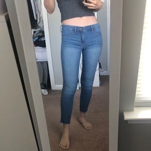 Hollister Cropped Jeans